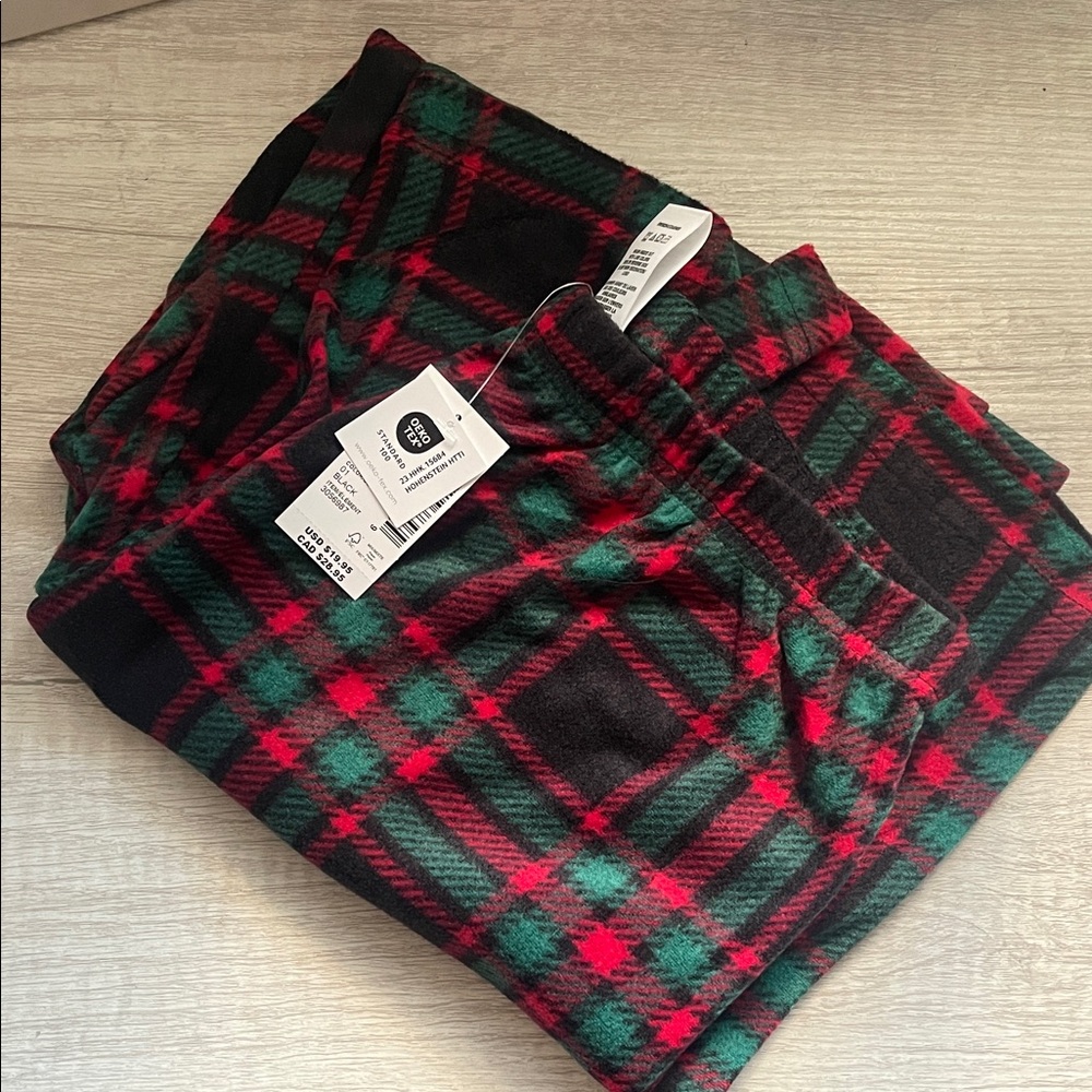 The Children's Place Red Green Black Plaid Pajama Bottoms